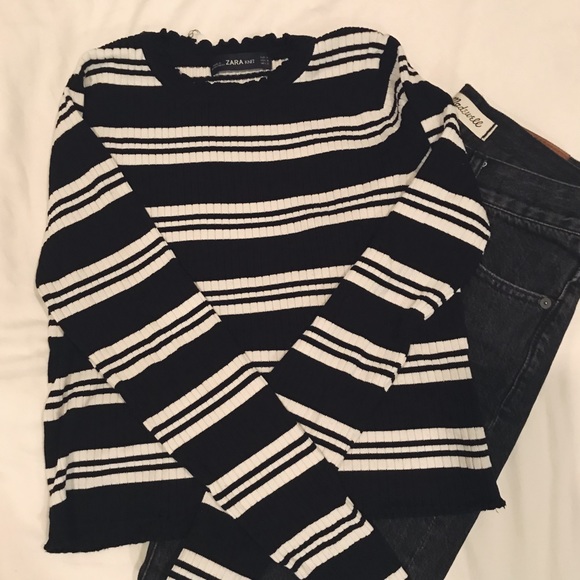 Zara black & white striped long sleeve - Picture 2 of 2